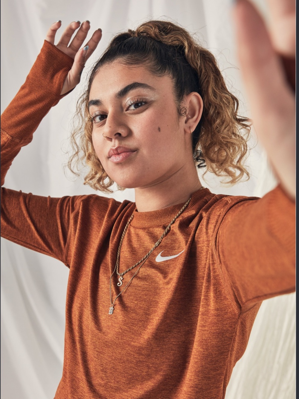 Nike Women’s Element Long Sleeve Running Crew Dri-Fit Shirt Rust Thumbholes Lrg